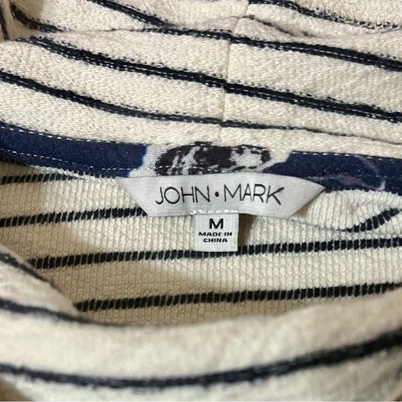 John Mark Women's Pullover Striped Jacket Black and White with Multi Print Hem - Picture 4 of 5